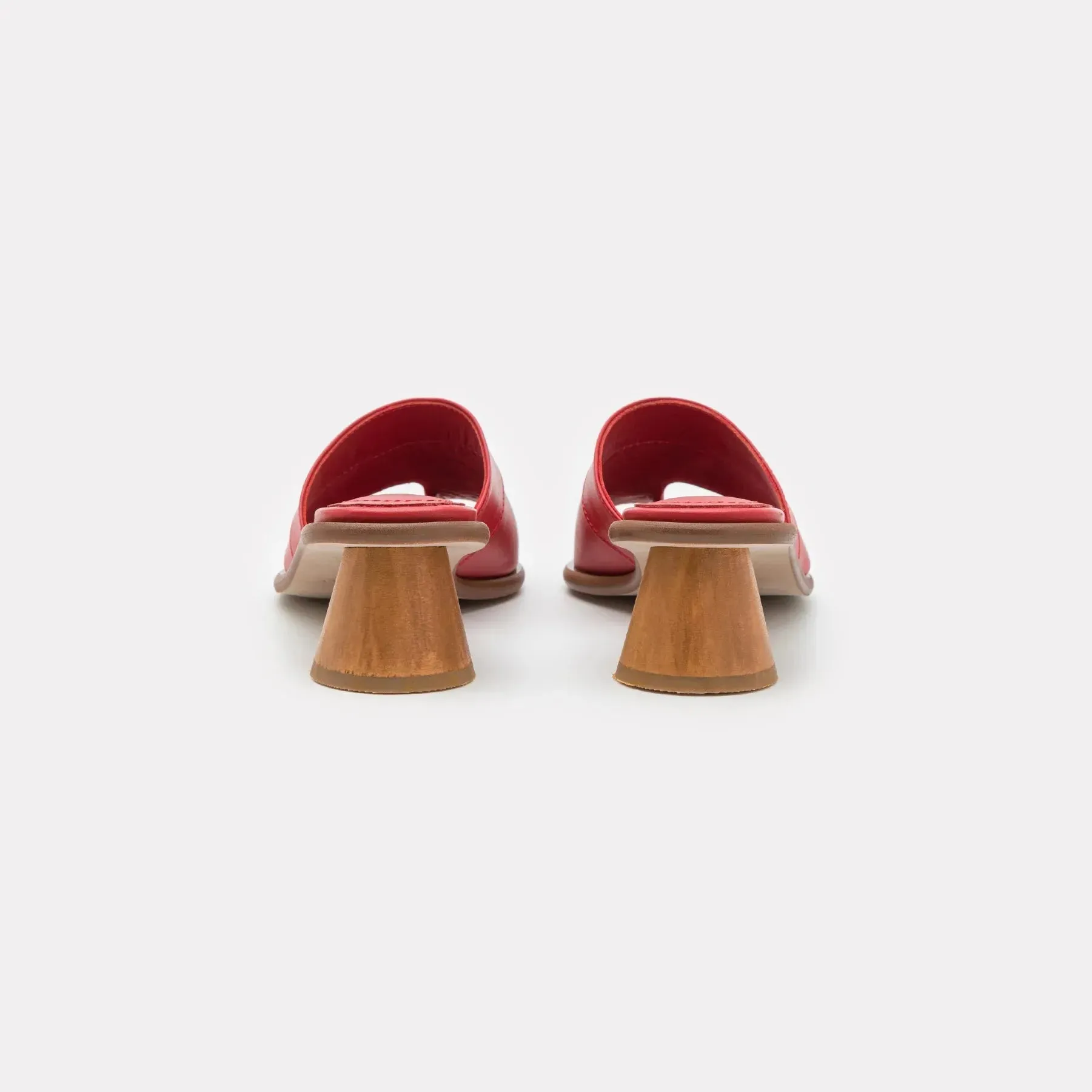 Alesandra patch mule