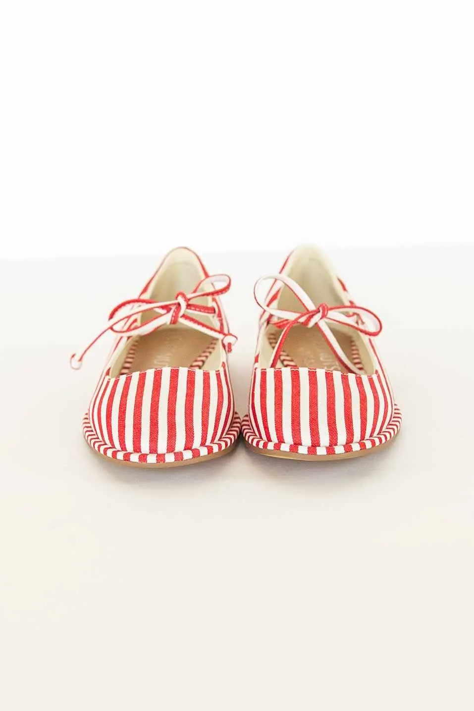 [COCONUTS BY MATISSE] GERRY RED STRIPE MARY JANES