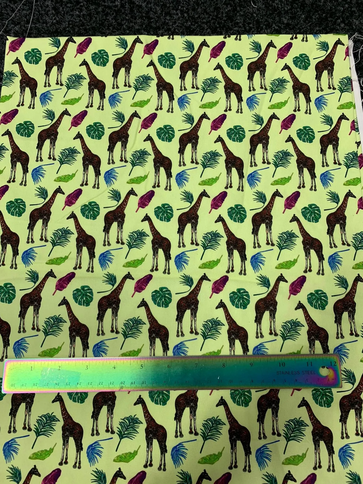 Giraffe - Canvas