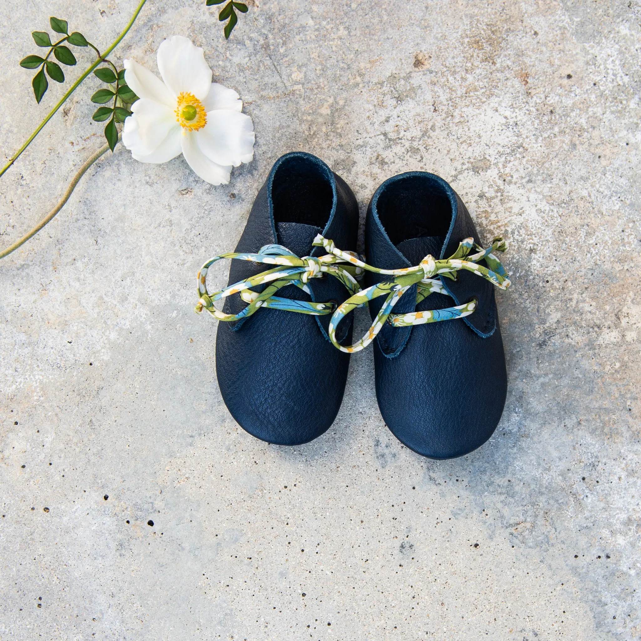 INK TRAVELLERS WITH LIBERTY PRINT LACES