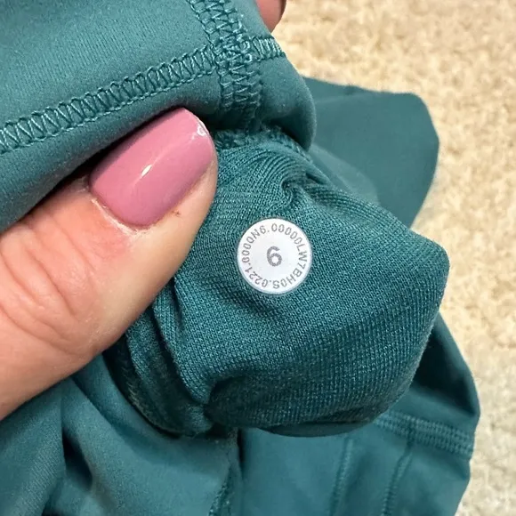 Lululemon Wunder Train High Rise Short 8”