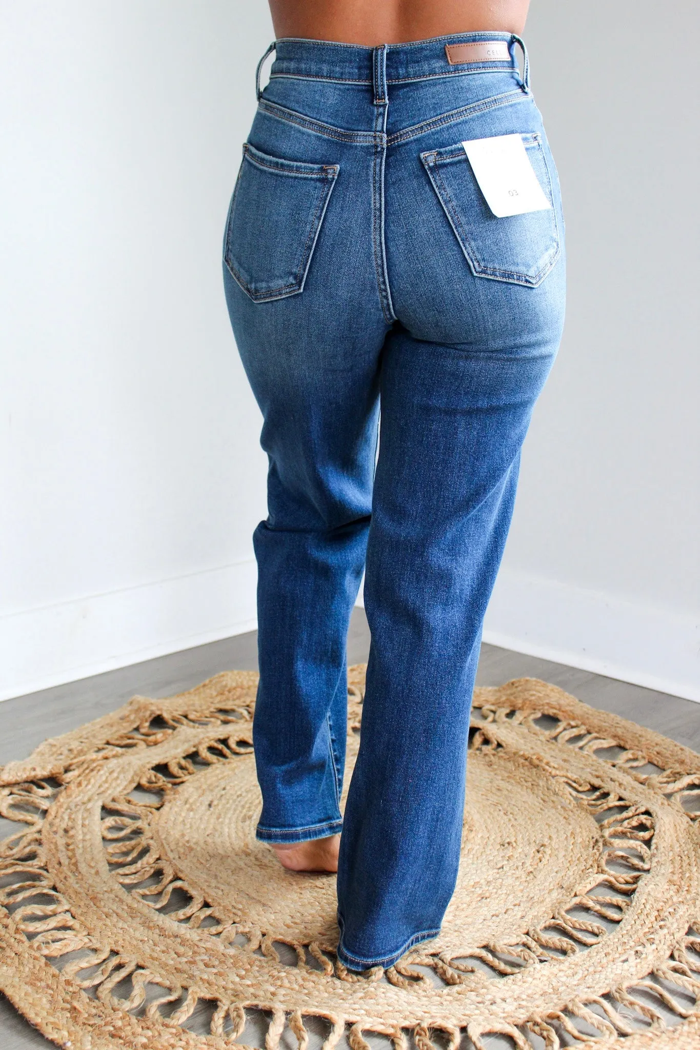Marin High Rise Straight • Medium Wash