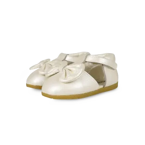 Moane Shoes | Off White Metallic Leather