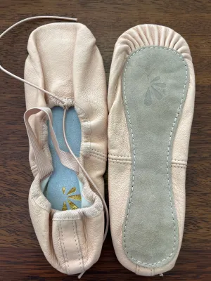 Preloved Leather Ballet Shoes - 7.5