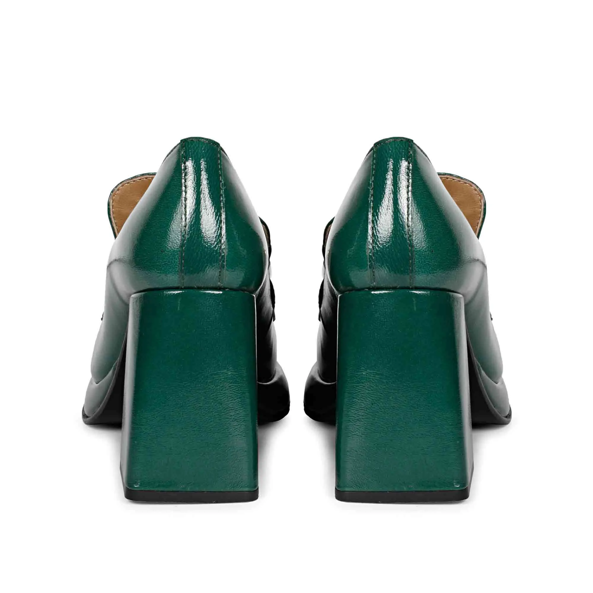 Saint Benoîte Green Patent Leather Handcrafted Moccasins