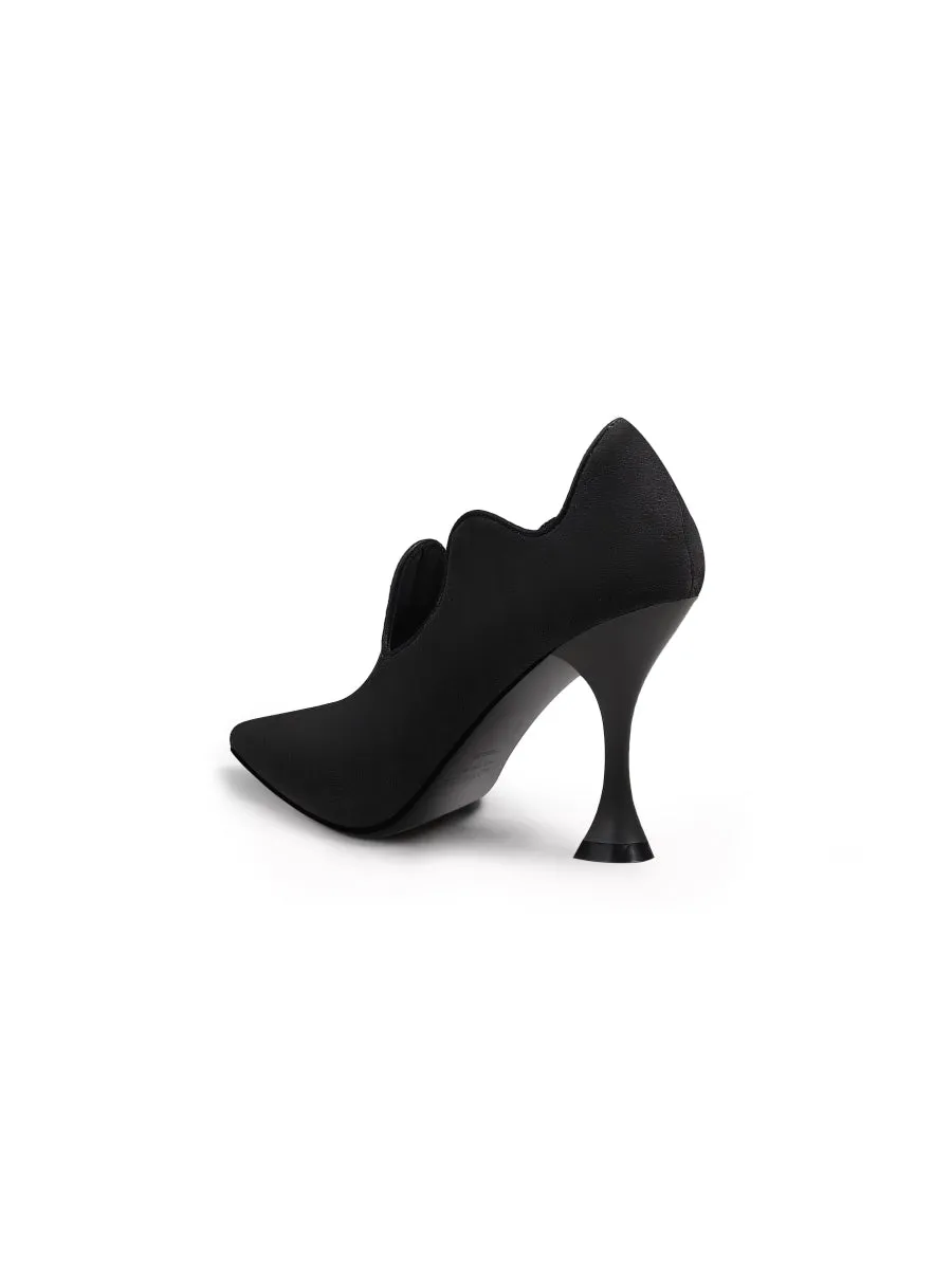 Scalloped Edges-Curve Shaped Leather Stilettos - Black