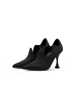 Scalloped Edges-Curve Shaped Leather Stilettos - Black