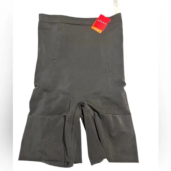 Spanx Oncore High-Waisted Mid-Thigh Shaper Short. Women's size XL