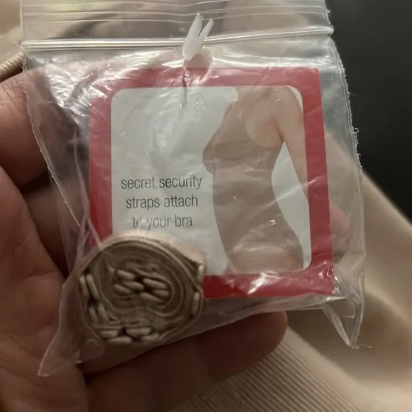 Spanx OnCore High-Waisted Mid-Thigh Shaper w2.