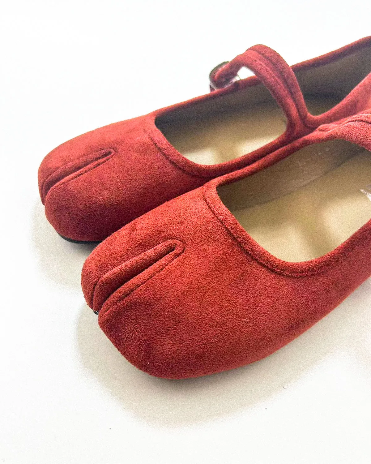 Suede Tabi Ballet Flats
